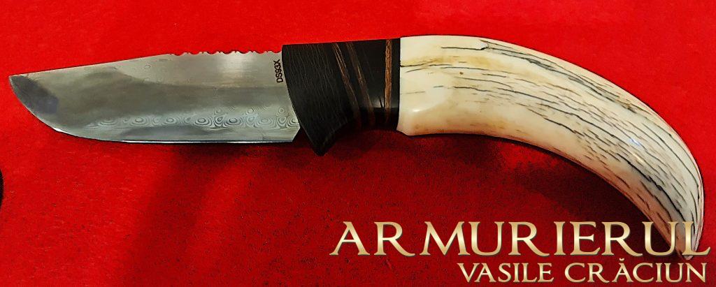 Cutite vanatoare CRV manufactura