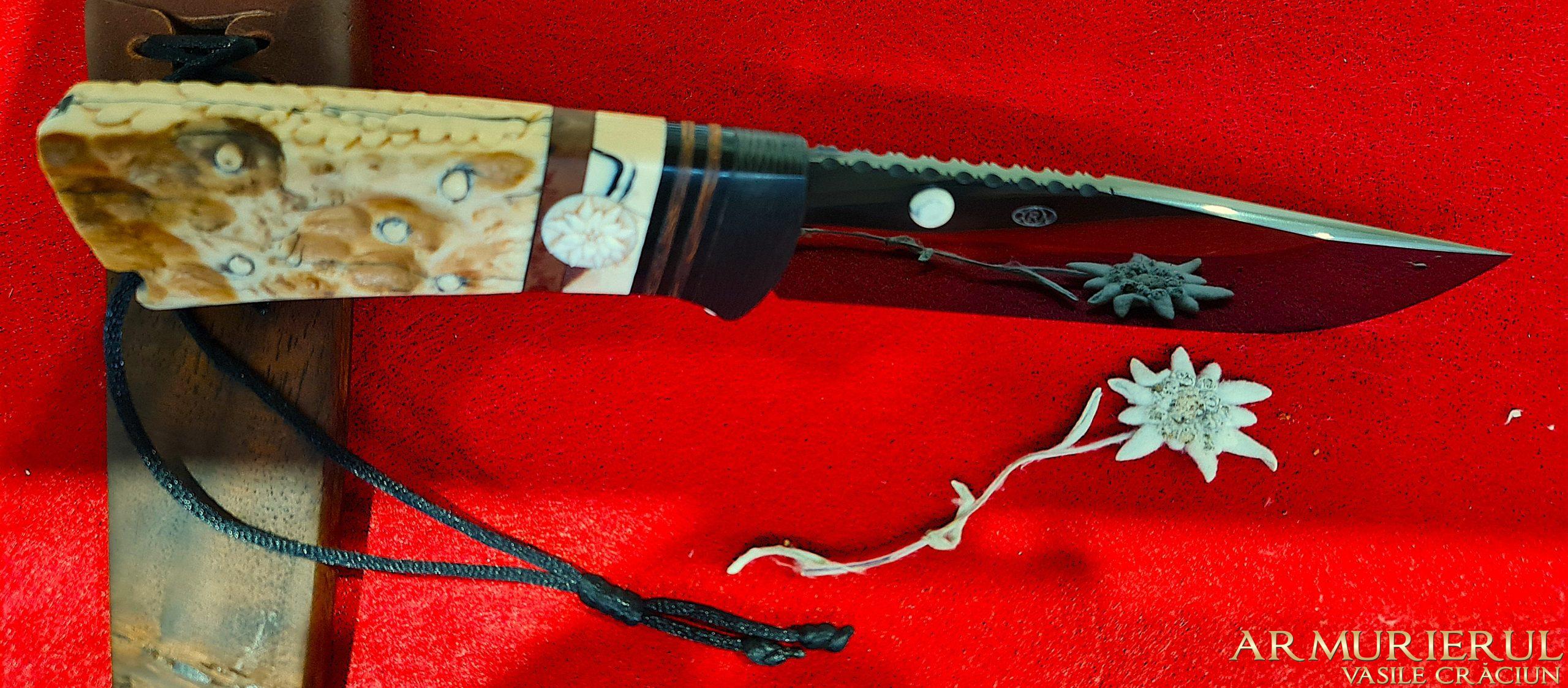 cutit vanatoare ,otel ZDP-189 , fosil mammuth ,manufactura, armurierul Vasile Craciun